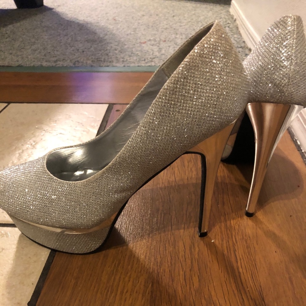 “Go Get’M High Heels”